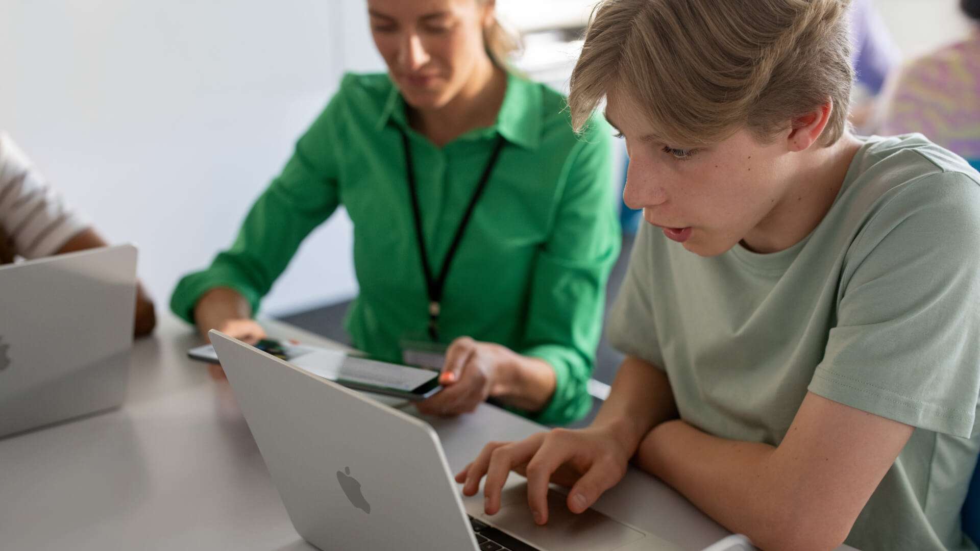 Apple-education-mac7