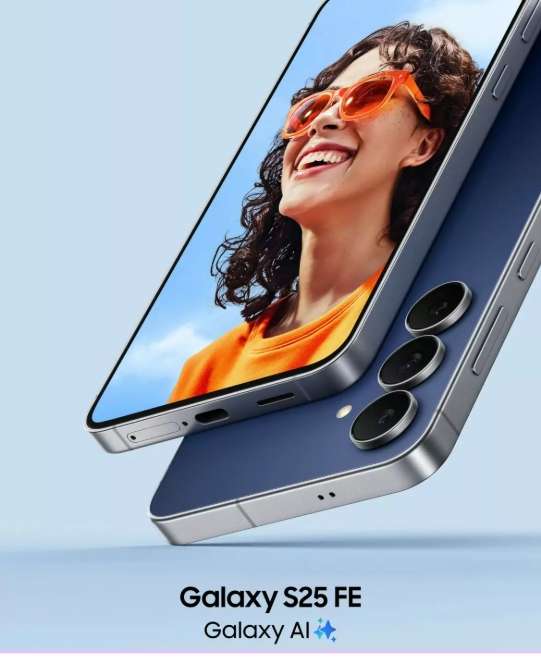 Un smartphone avec un écran affichant une femme souriante. Galaxy S25 FE