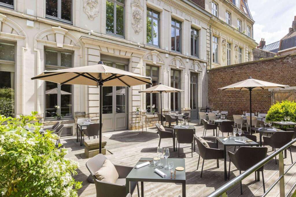 Terrasse du restaurant le 49R à Lille