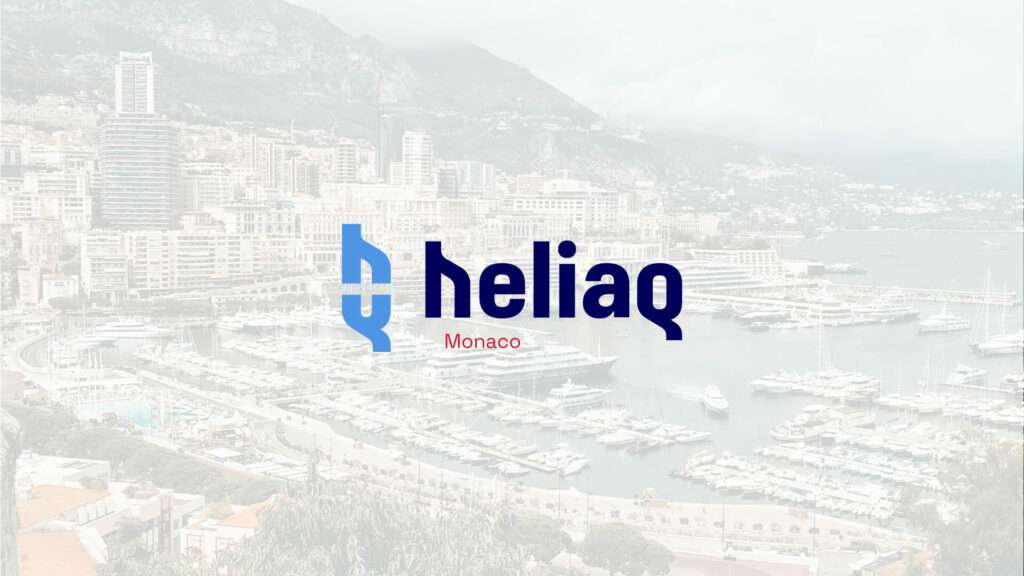 Logo Heliaq Monaco devant une photographie de Monaco