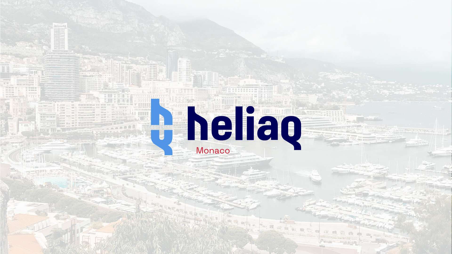 Logo Heliaq Monaco devant une photographie de Monaco