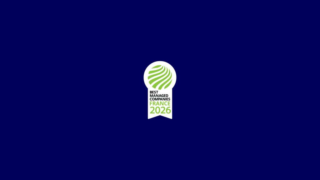 Logo Prix Deloitte BEST MANAGED COMPANIES sur un fond bleu foncé