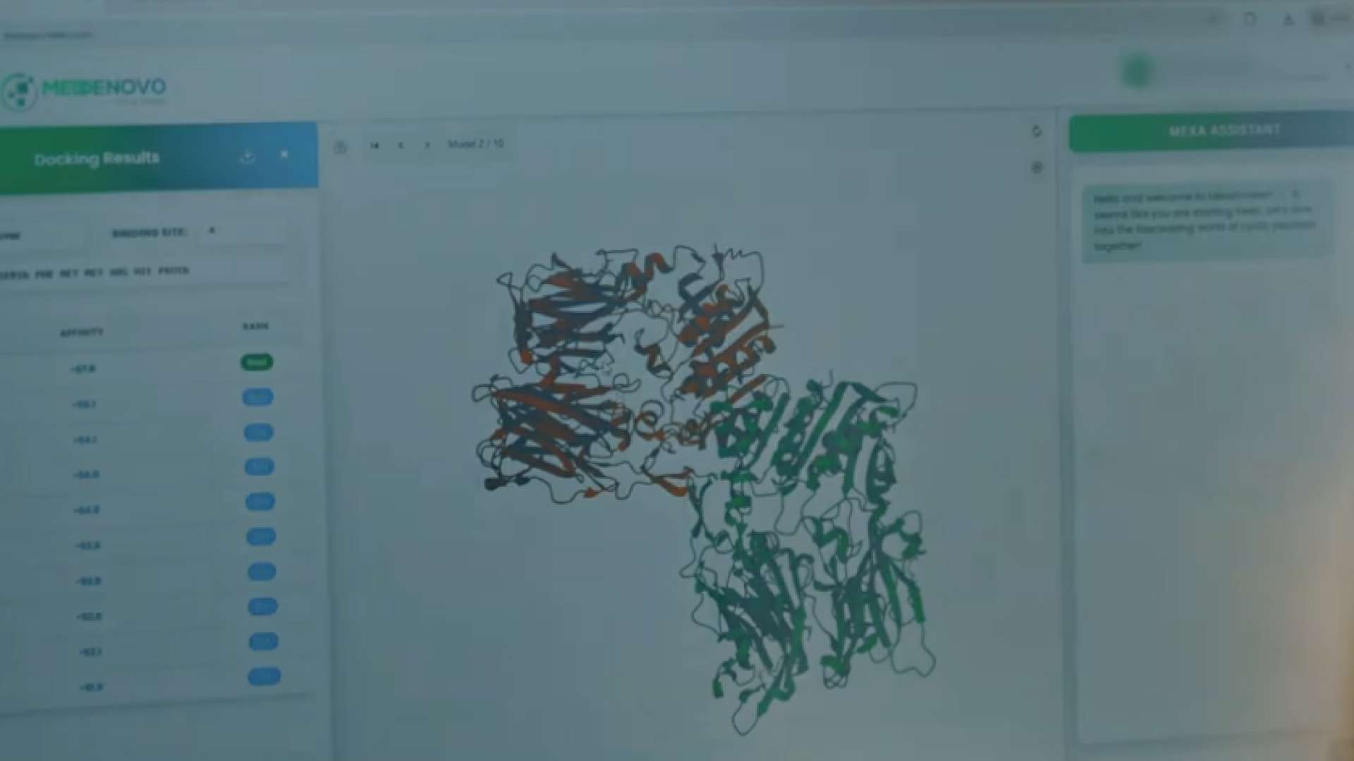 Interface logicielle affichée à l’écran montrant une visualisation complexe de structure moléculaire en 3D, avec des segments colorés en vert, rouge et noir, entourée de panneaux de paramètres et de contrôle.